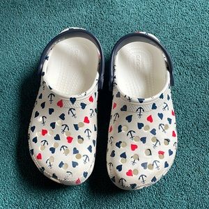Kids Crocs size 13